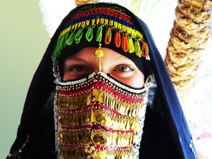 bedouin-woman-174415_640