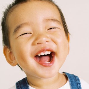 toddler-laughing-showing-teeth-photo-420x420-ts-78160810